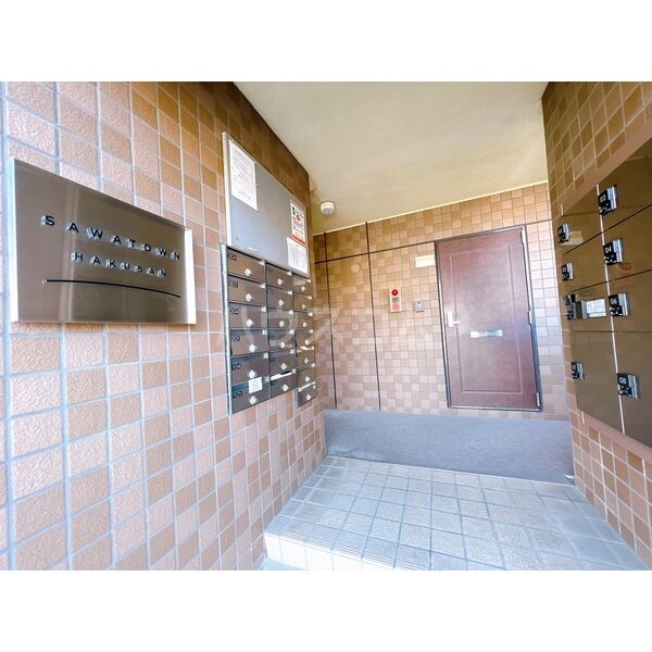 15/26 エントランス