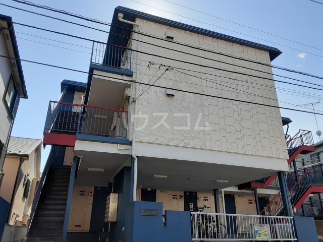 16/17 エントランス