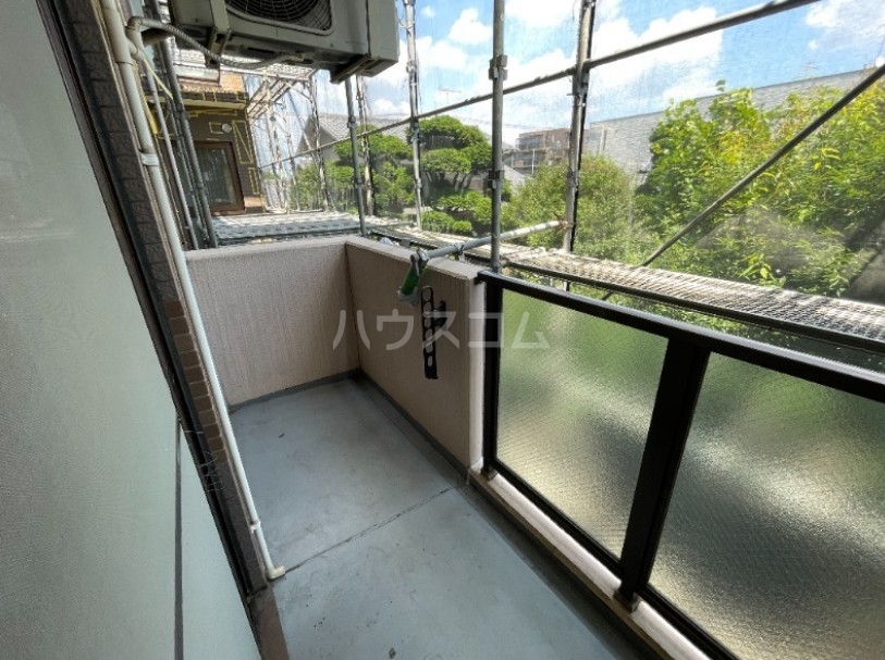 19/30 バルコニー