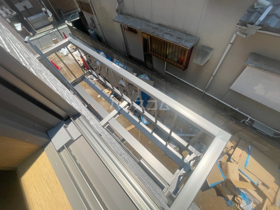 26/30 バルコニー