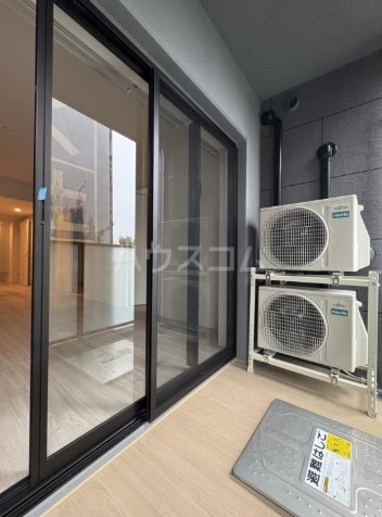 15/28 バルコニー