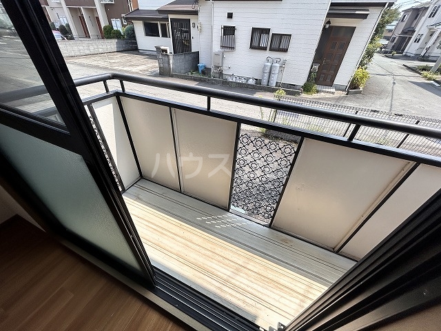 21/30 バルコニー