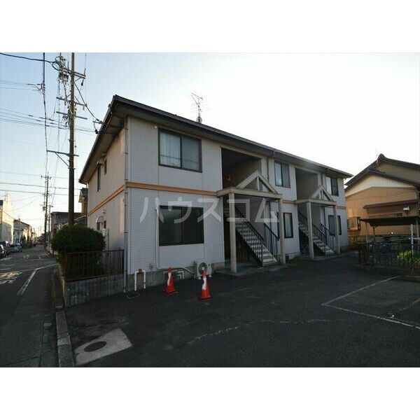 14/19 エントランス