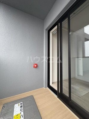 23/30 エントランス