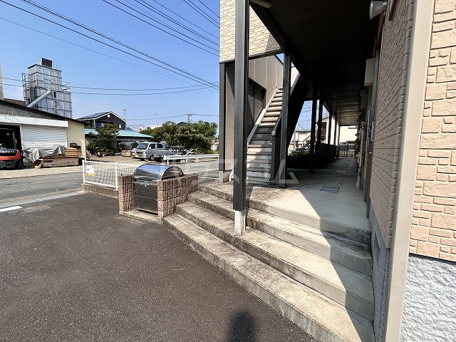 29/30 エントランス