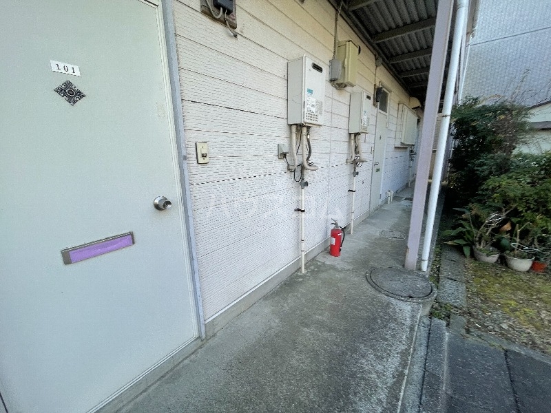 19/22 エントランス