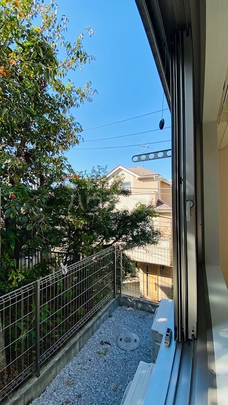 14/22 バルコニー