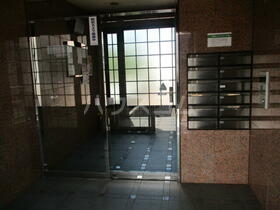 15/24 エントランス