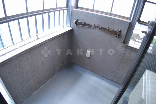 15/28 バルコニー