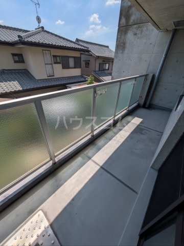 21/30 バルコニー