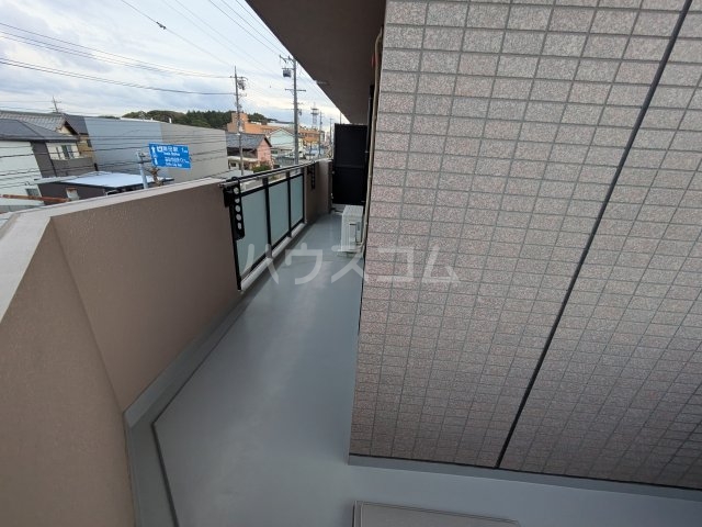 19/30 バルコニー