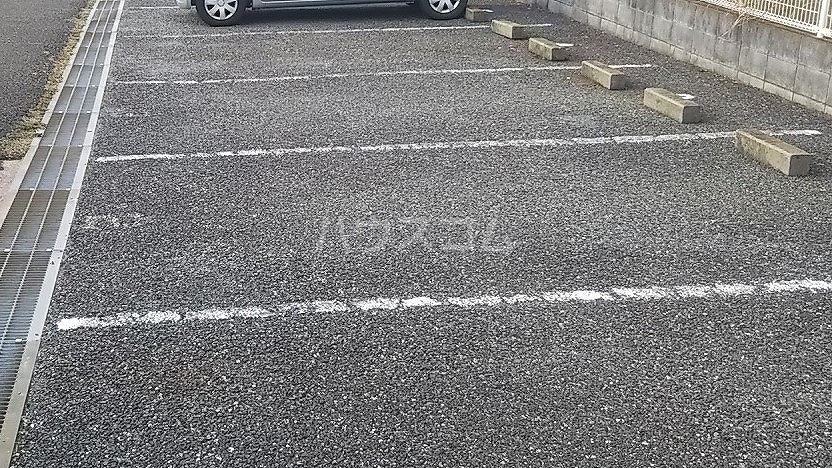 16/26 駐車場