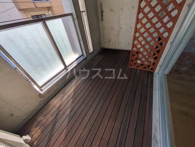 19/30 バルコニー