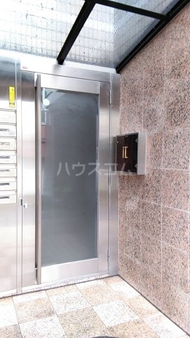 29/30 エントランス