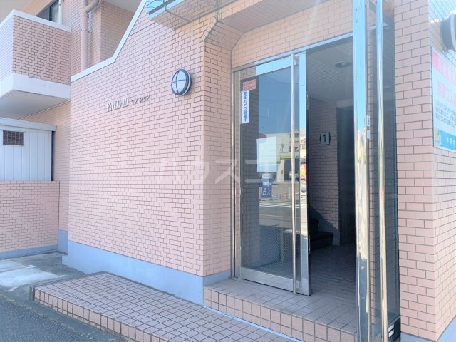 20/30 エントランス