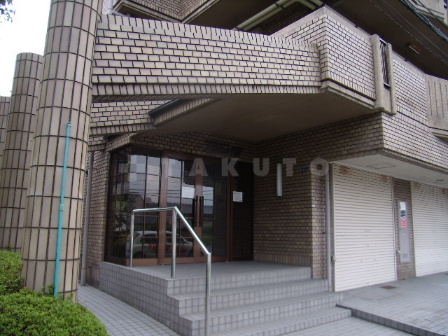 20/30 エントランス