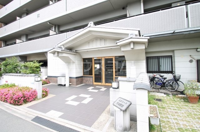 3/6 エントランス