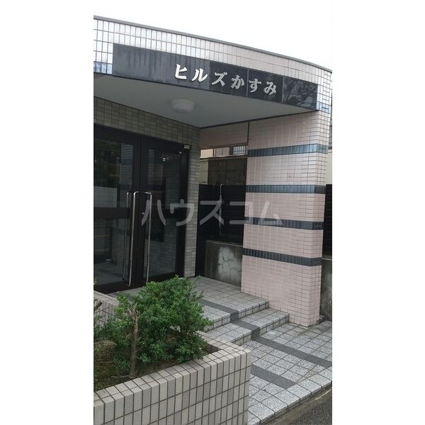 21/25 エントランス