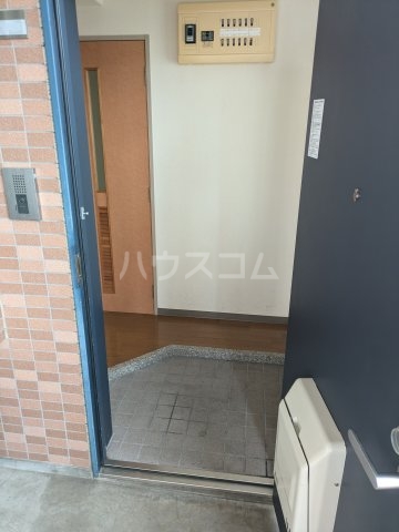 13/30 玄関