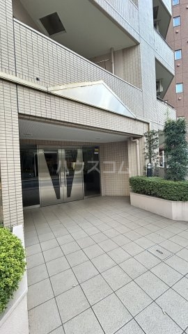 2/3 エントランス