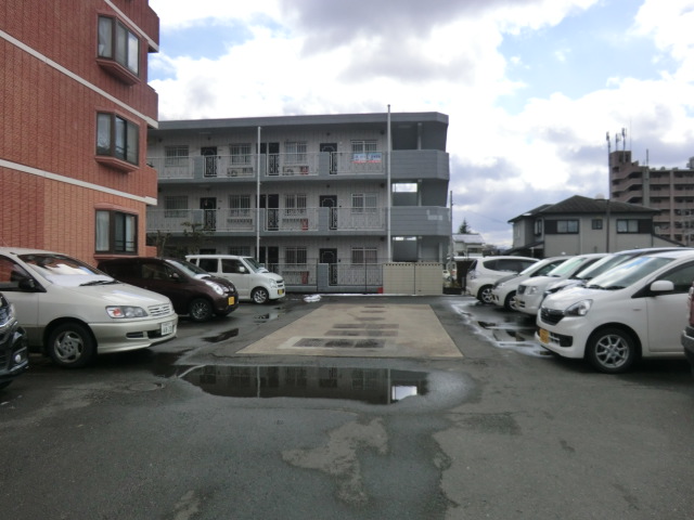 22/24 エントランス