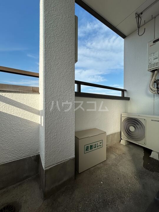 13/25 バルコニー