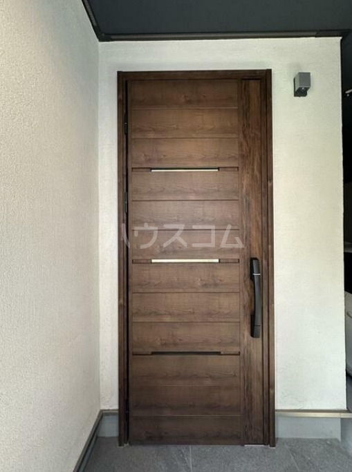 14/30 玄関