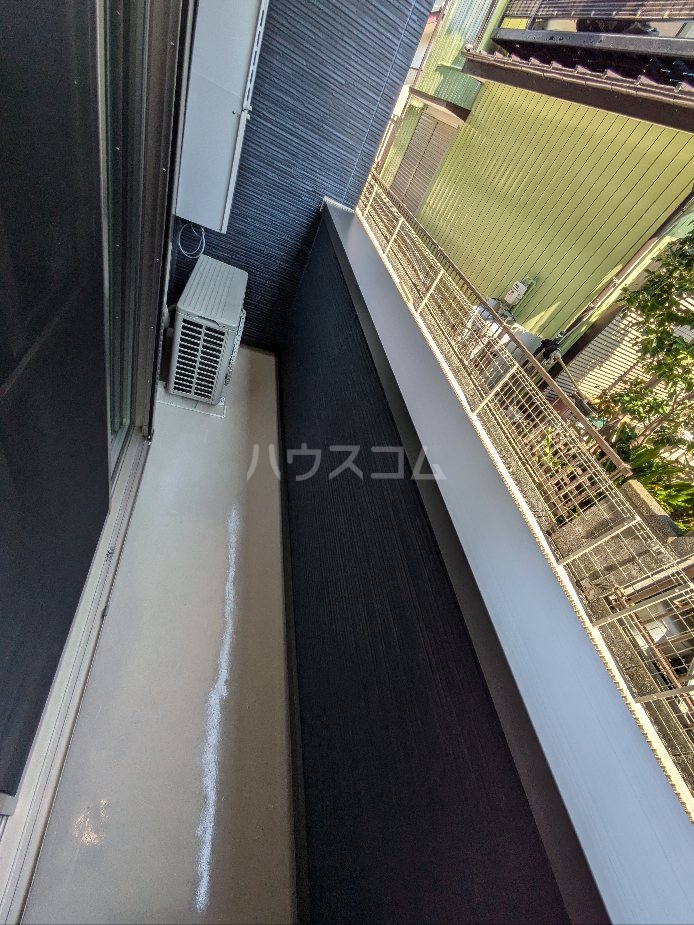 17/30 バルコニー