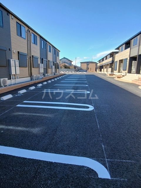 16/28 駐車場