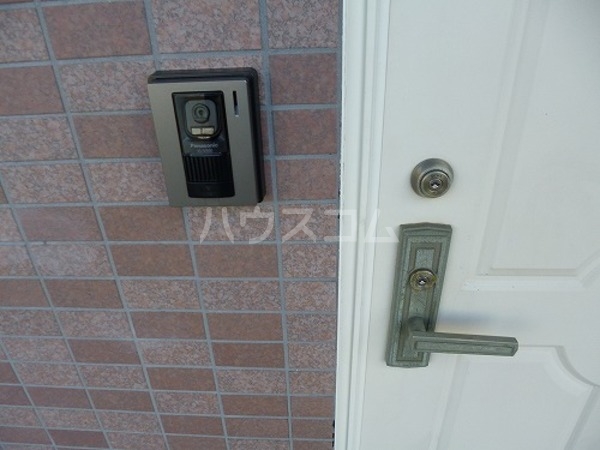 16/18 エントランス