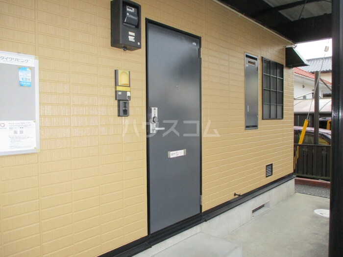 19/20 エントランス