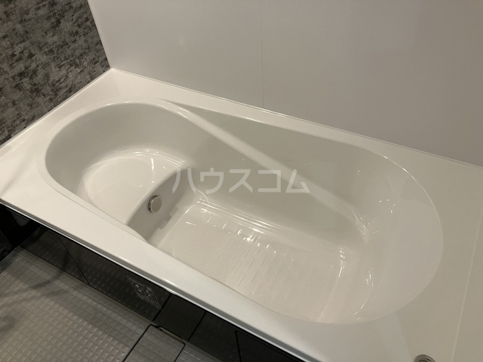 13/30 浴室