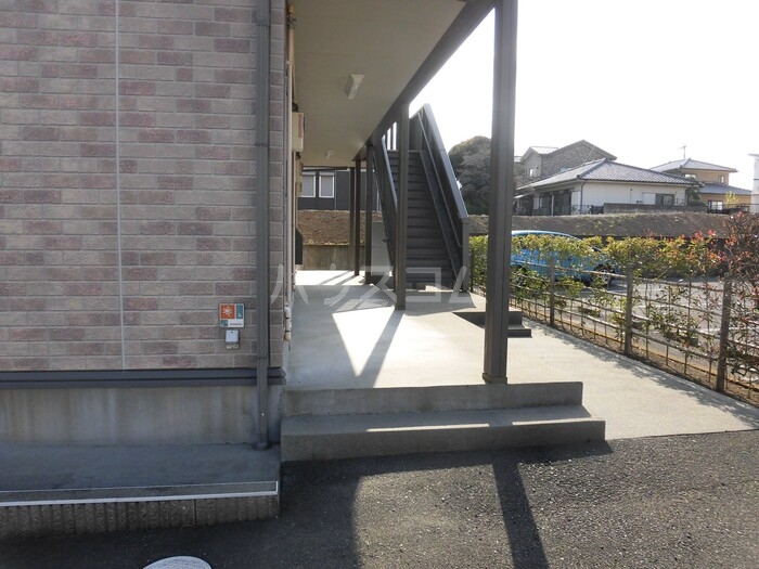 18/29 エントランス