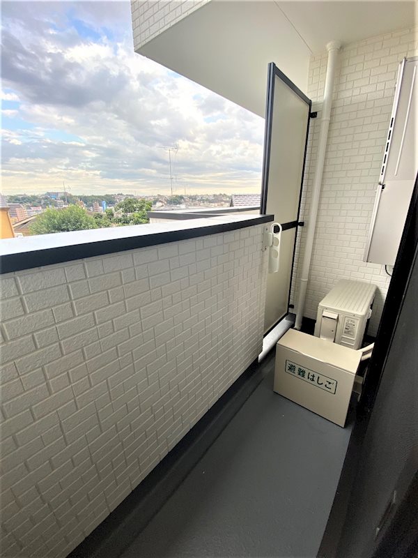 17/30 バルコニー