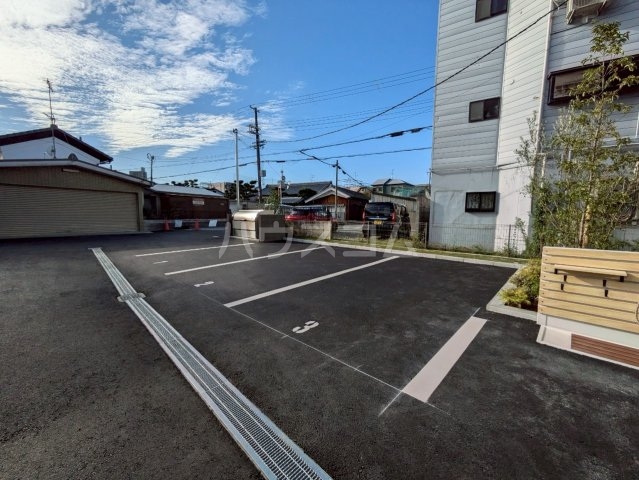 3/4 駐車場
