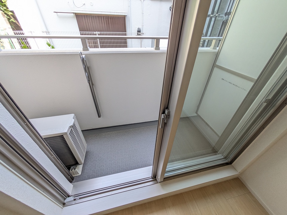 19/30 バルコニー