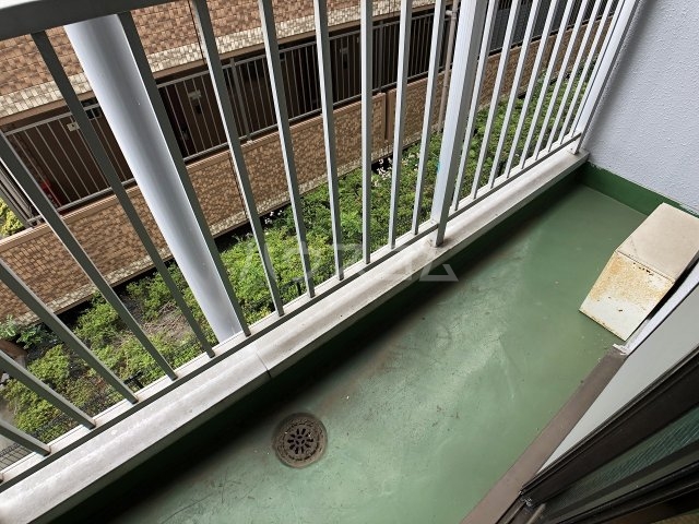 19/30 バルコニー