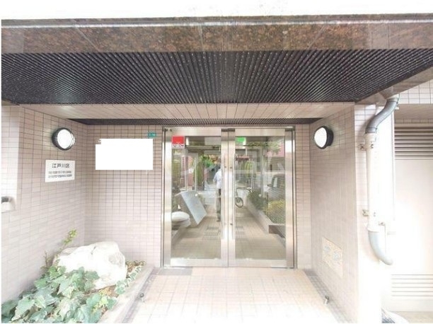 14/20 エントランス