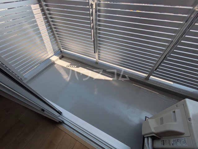 19/30 バルコニー