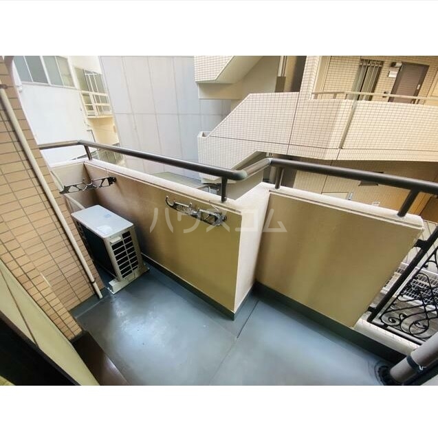 20/30 バルコニー