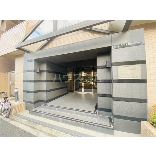 29/30 エントランス