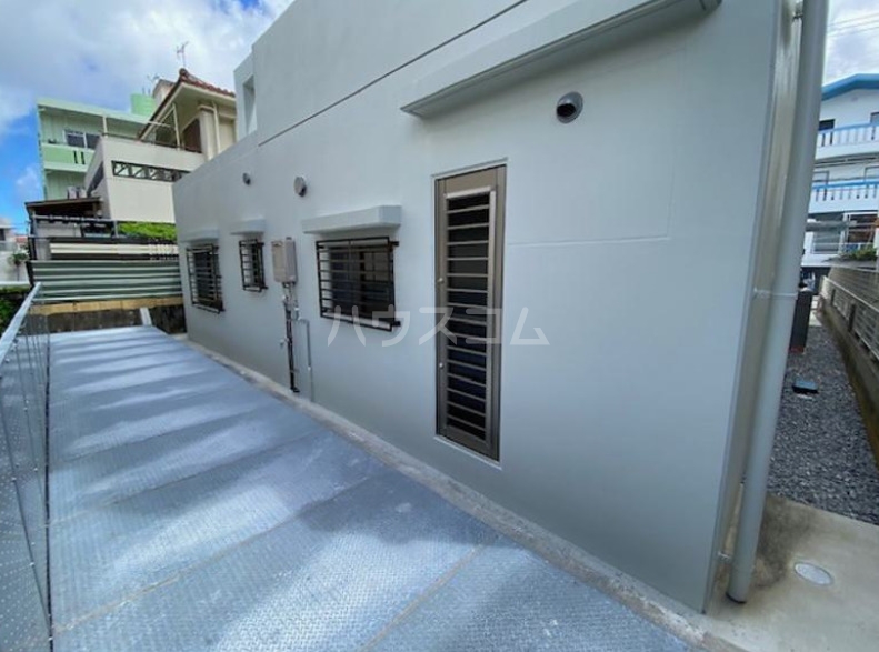 13/19 バルコニー