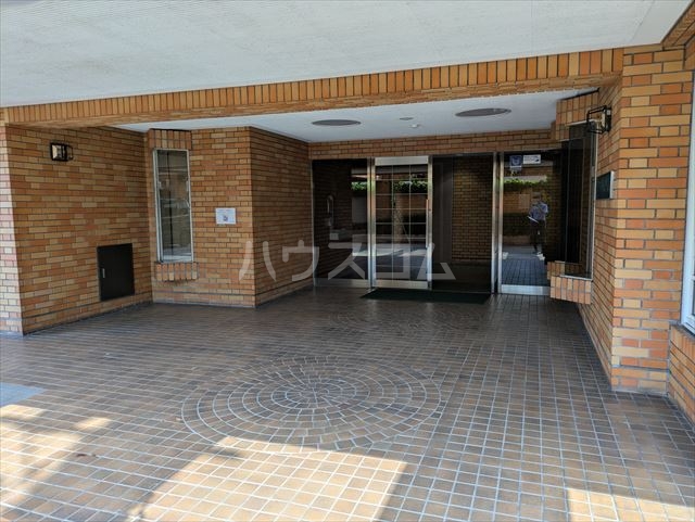 2/10 エントランス