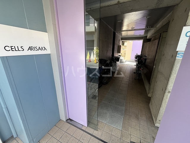 2/3 エントランス