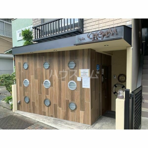 13/21 エントランス