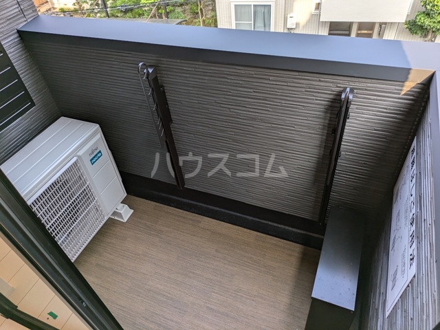 20/30 バルコニー