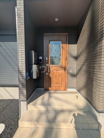 24/26 エントランス