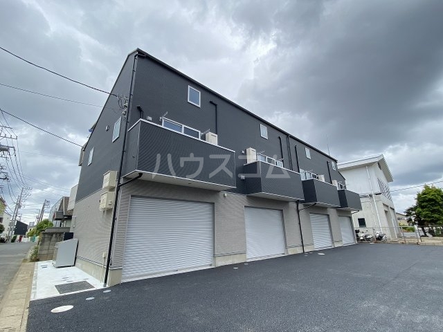 20/30 エントランス