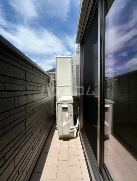 15/26 バルコニー