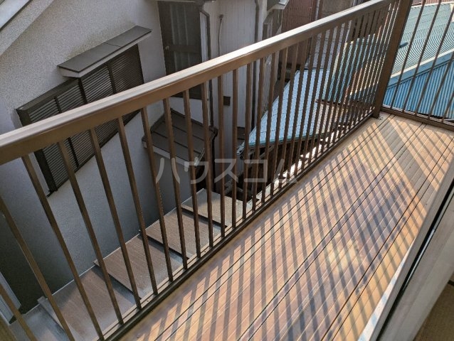 23/30 バルコニー